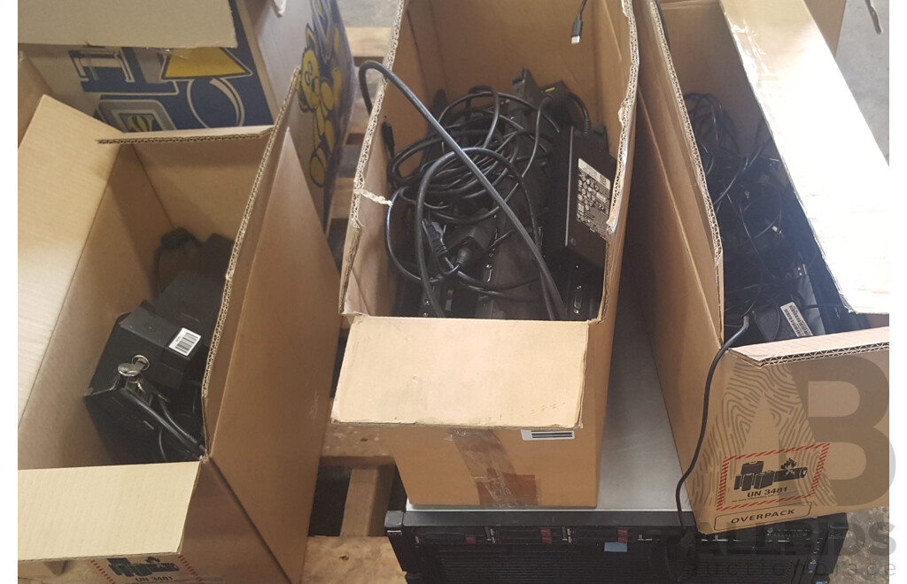Bulk Lot of Assorted IT Equipment & Accessories