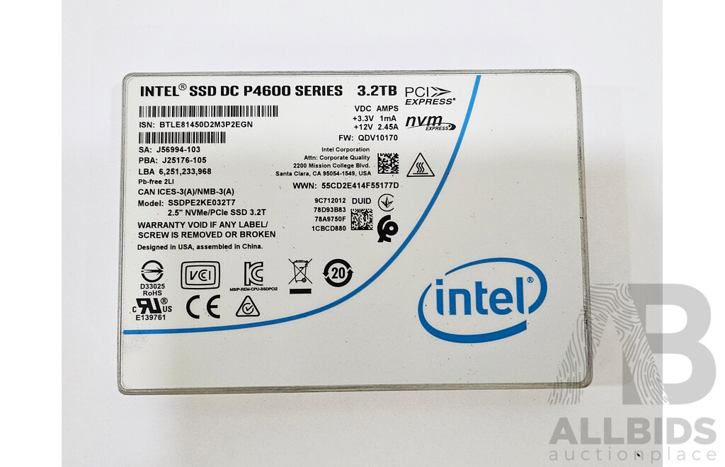 Intel (SSDPE2KE032T7) DC P4600 Series 3.2TB NVME 12Gbps 2.5-Inch Solid State Drive