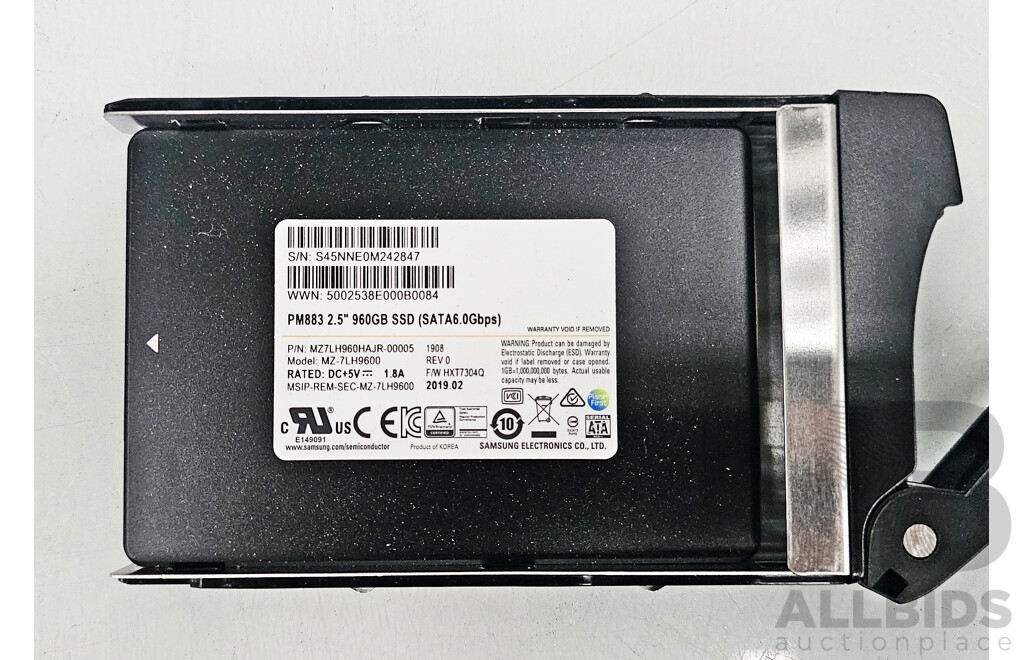 Nutanix (NXS1U1NS10G610) Dual Intel Xeon GOLD (6148) 2.40GHz-3.70GHz 20-Core CPU 1RU Server W/ 384GB DDR4 RAM