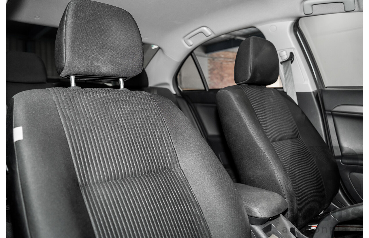 3/2014 Mitsubishi Lancer ES Sport CJ MY14.5 4d Sedan Warm Silver Metallic 2.0L