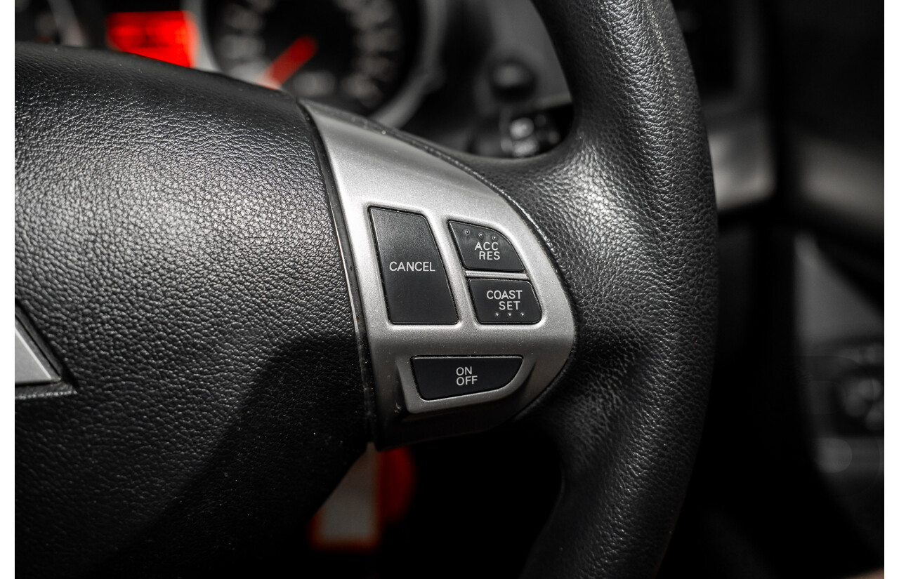 3/2014 Mitsubishi Lancer ES Sport CJ MY14.5 4d Sedan Warm Silver Metallic 2.0L