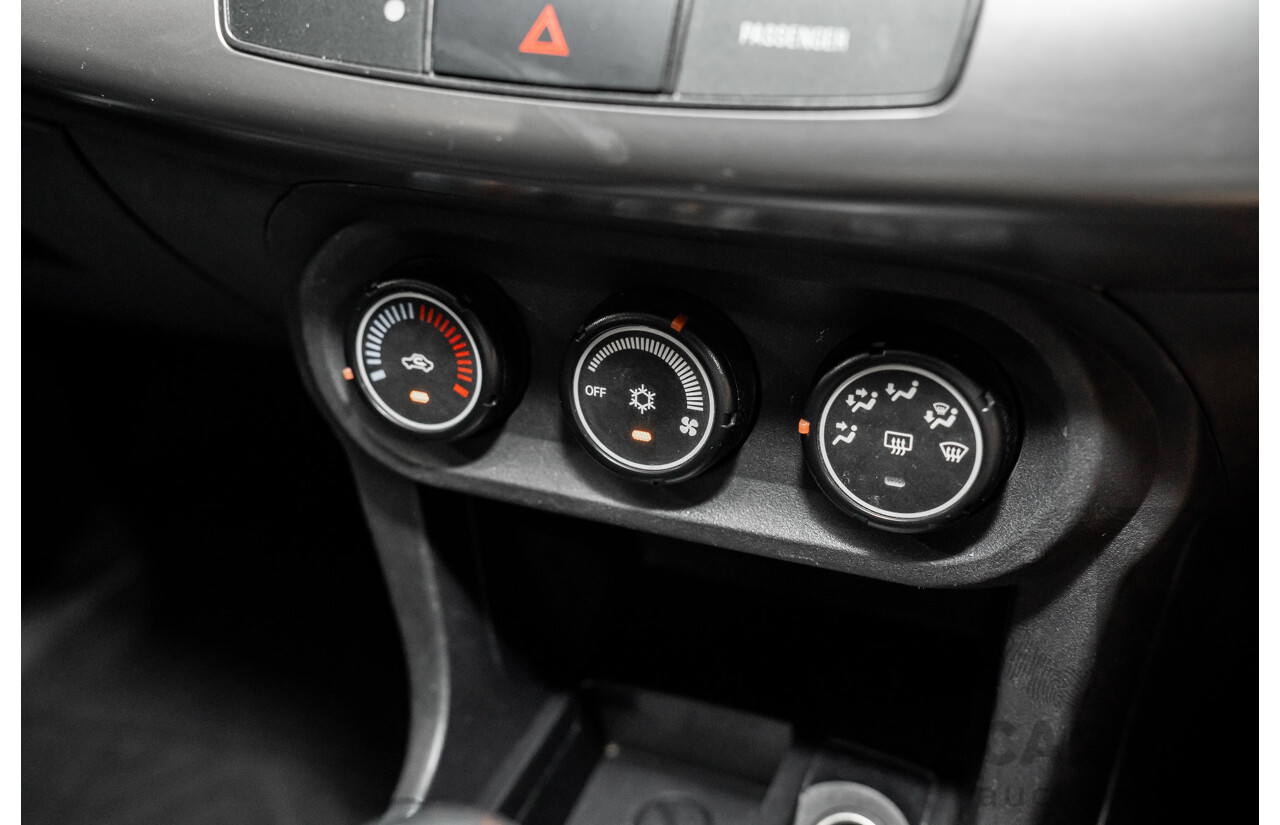 3/2014 Mitsubishi Lancer ES Sport CJ MY14.5 4d Sedan Warm Silver Metallic 2.0L