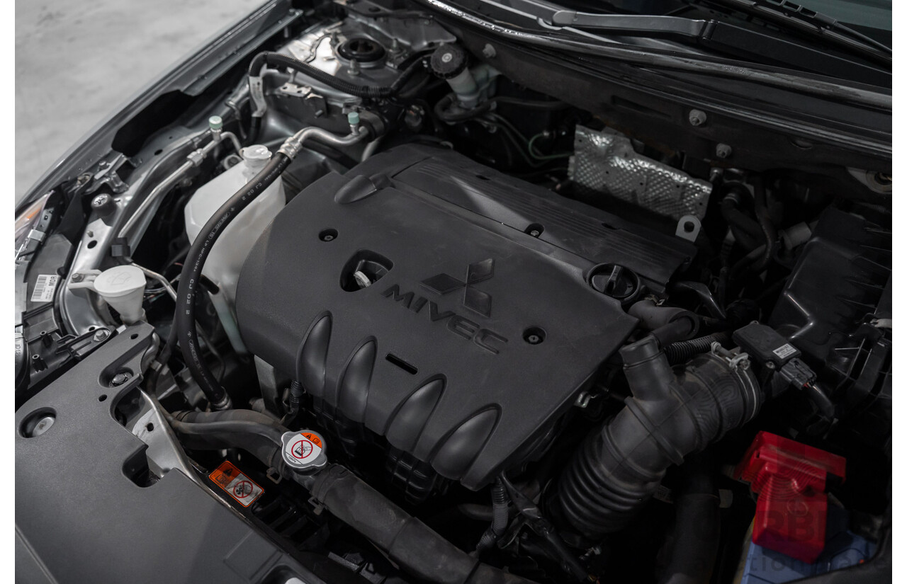 3/2014 Mitsubishi Lancer ES Sport CJ MY14.5 4d Sedan Warm Silver Metallic 2.0L