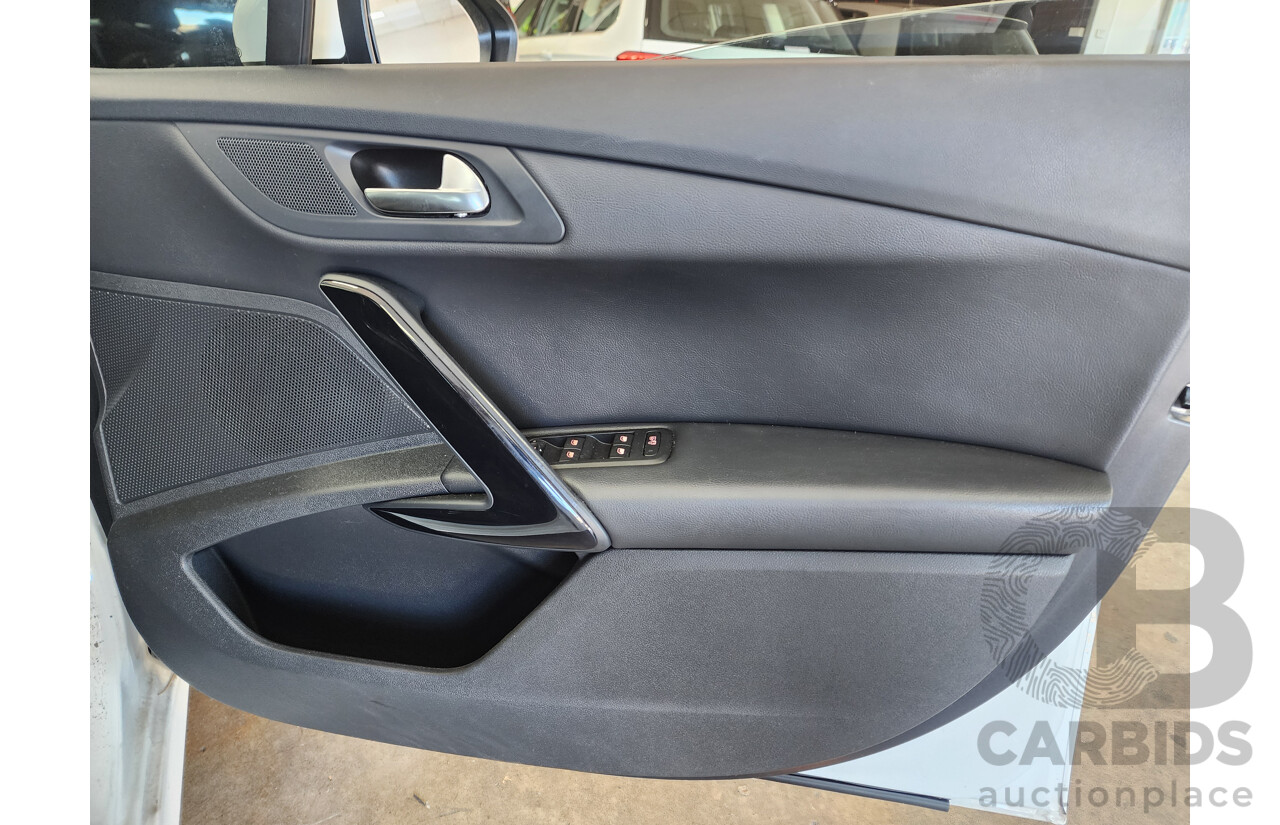 8/2013 Peugeot 508 Active 1.6T MY13 4d Sedan White 1.6L