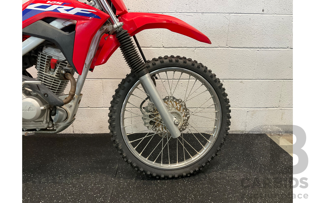 Honda CRF 125F Dirt Bike