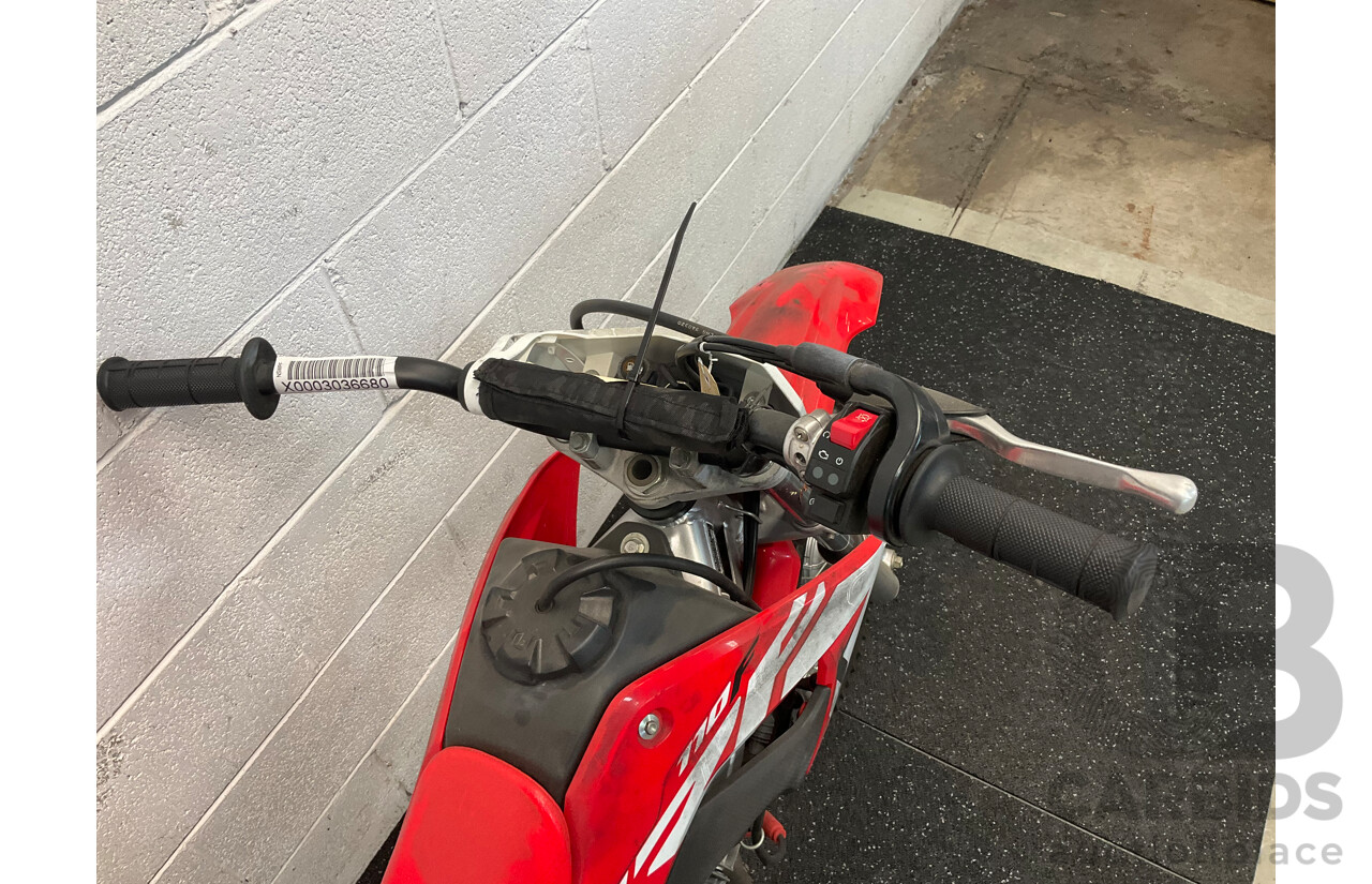 Honda CRF 110F Dirt Bike
