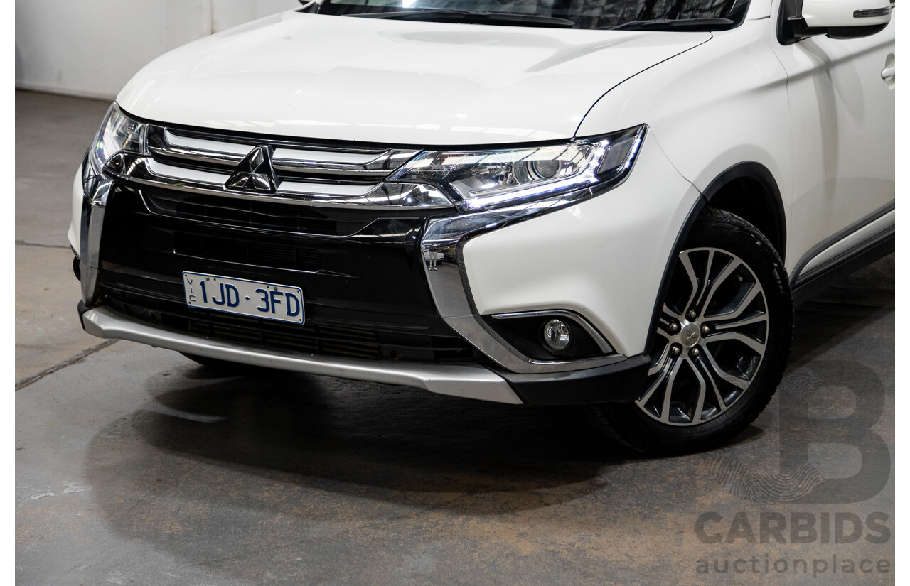 11/2016 Mitsubishi Outlander LS Safety Pack (4x4) ZK MY16 4d Wagon White Turbo Diesel 2.2L - 7 Seater