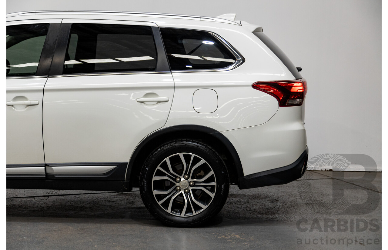 11/2016 Mitsubishi Outlander LS Safety Pack (4x4) ZK MY16 4d Wagon White Turbo Diesel 2.2L - 7 Seater