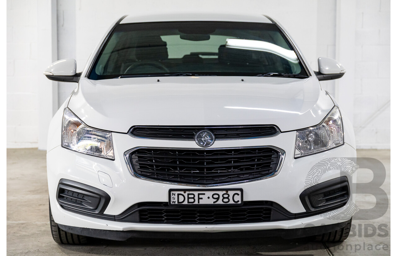 9/2015 Holden Cruze Equipe JH MY15 5d Hatchback White 1.8L