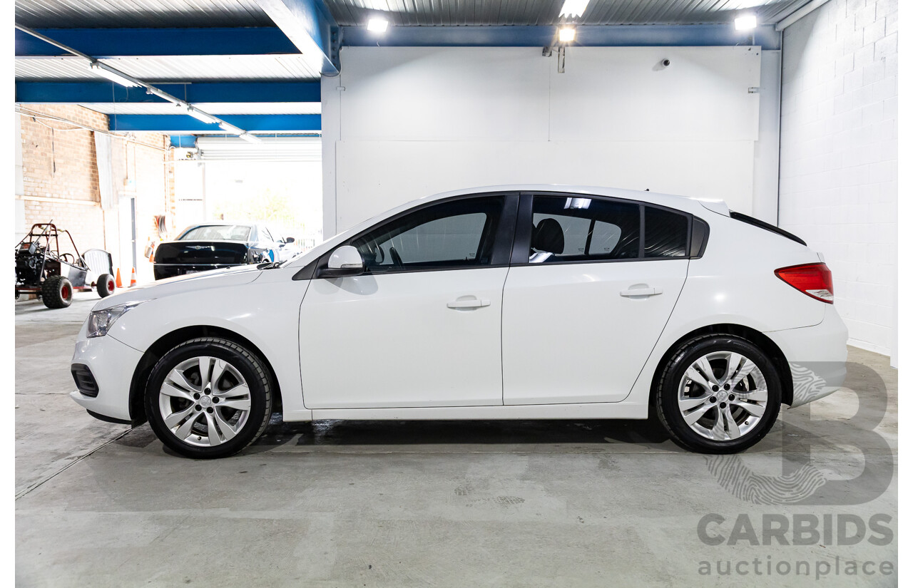9/2015 Holden Cruze Equipe JH MY15 5d Hatchback White 1.8L