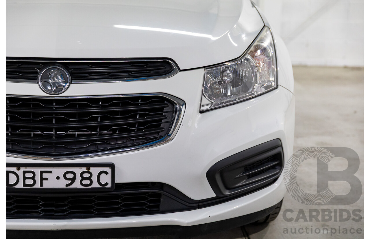 9/2015 Holden Cruze Equipe JH MY15 5d Hatchback White 1.8L