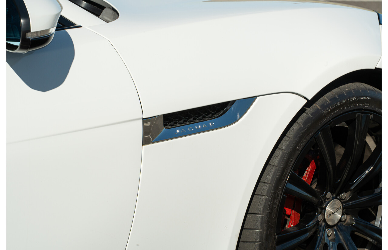 8/2013 Jaguar F-Type X152 2d Roadster Polaris White Supercharged V6 3.0L