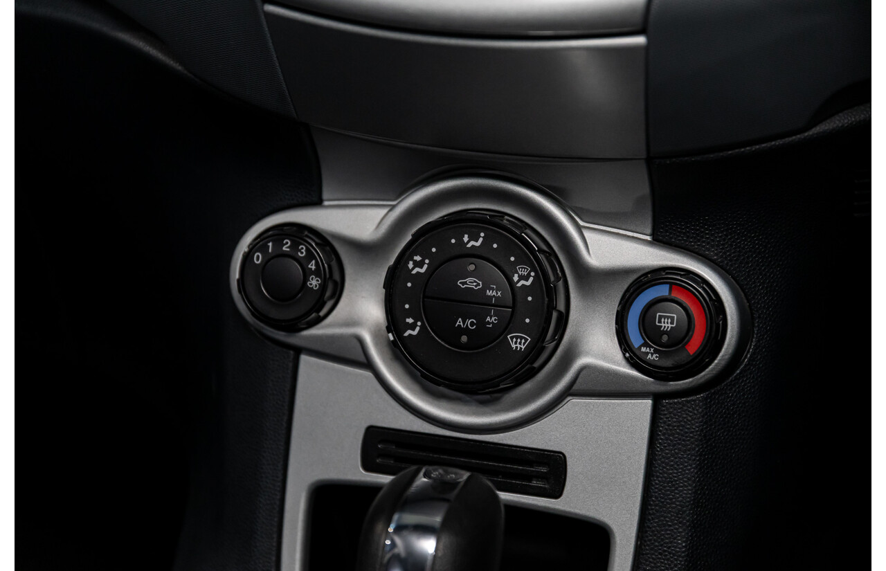 10/2010 Ford Fiesta LX WT 5d Hatchback Metropolitan Grey 1.6L