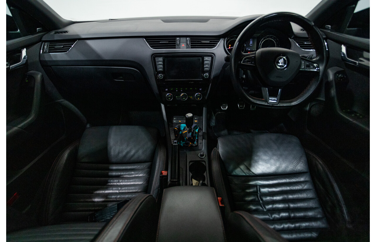 1/2017 Skoda Octavia RS 162 TSI NE MY17 4d Wagon Race Blue Metallic Turbo 2.0L