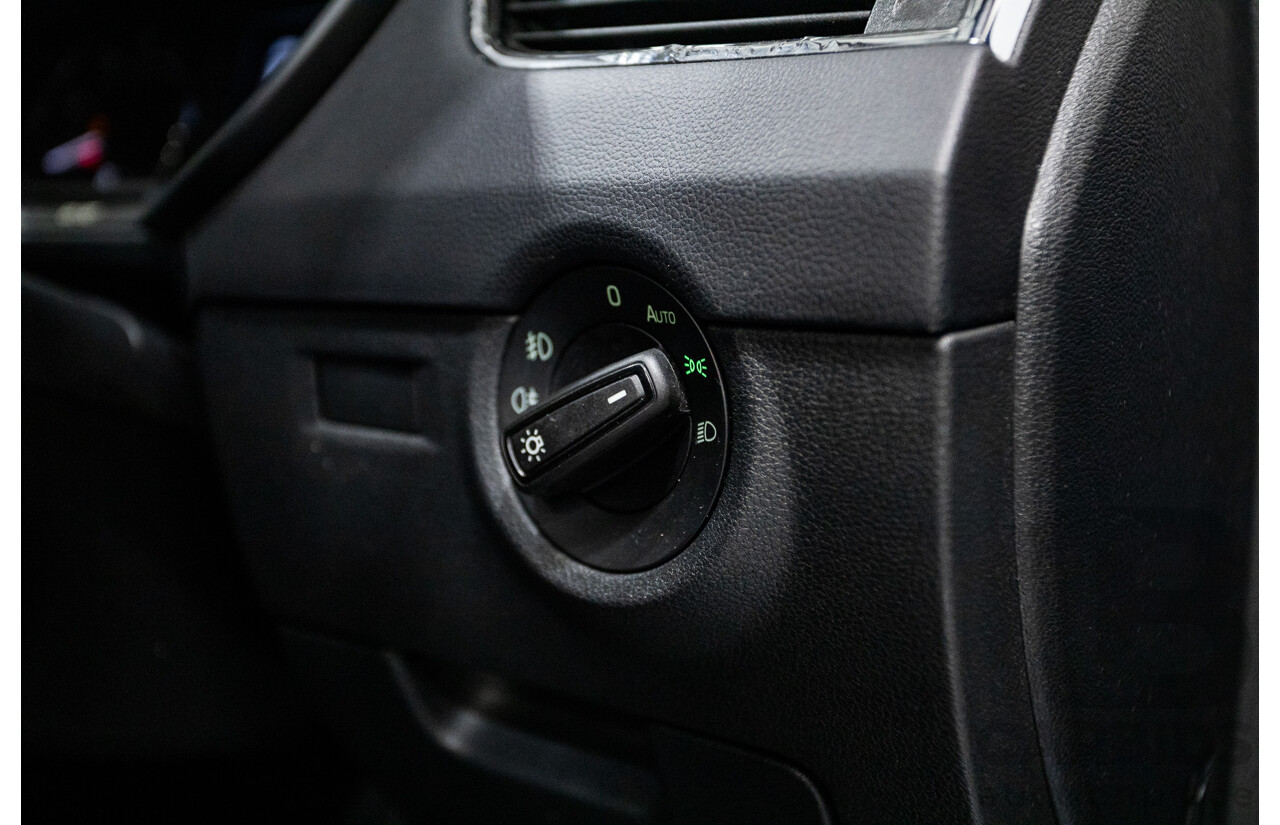 1/2017 Skoda Octavia RS 162 TSI NE MY17 4d Wagon Race Blue Metallic Turbo 2.0L