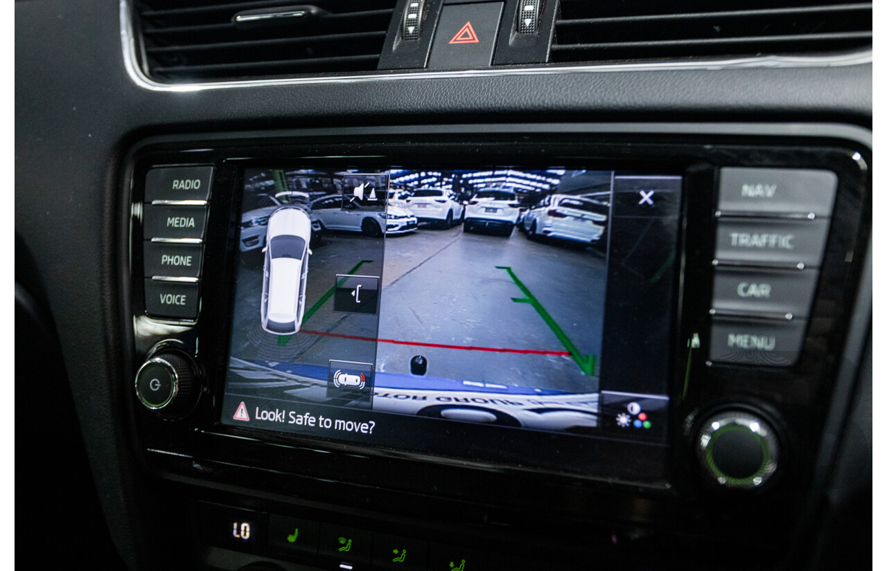 1/2017 Skoda Octavia RS 162 TSI NE MY17 4d Wagon Race Blue Metallic Turbo 2.0L