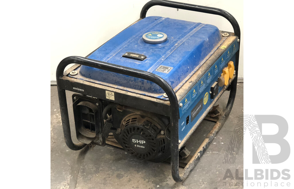 Taurus 2200W Portable Petrol Generator