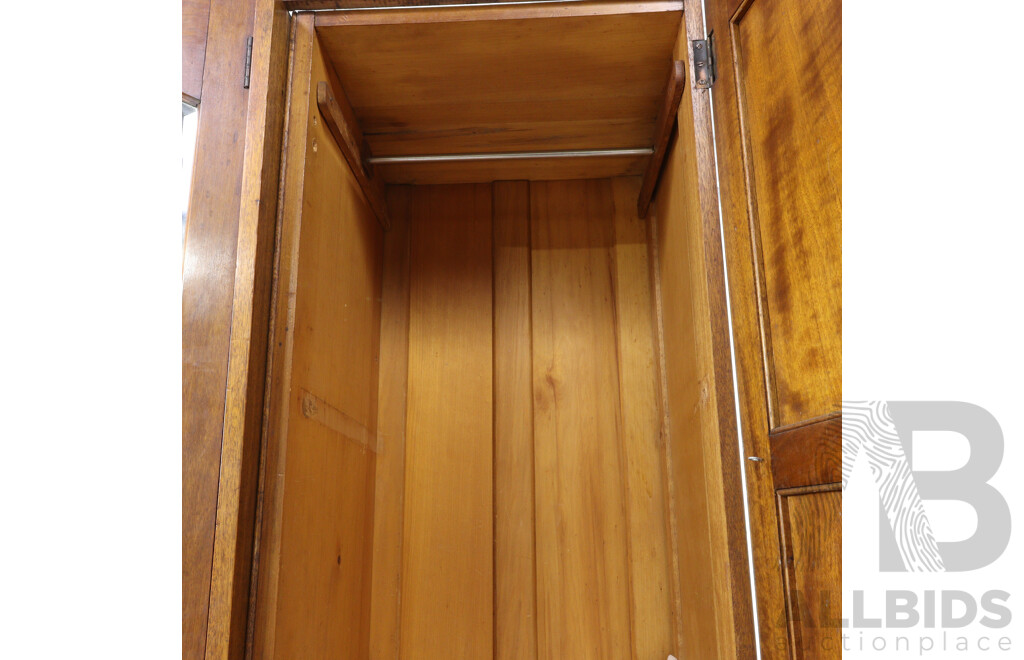 Art Deco Maple Three Door Robe