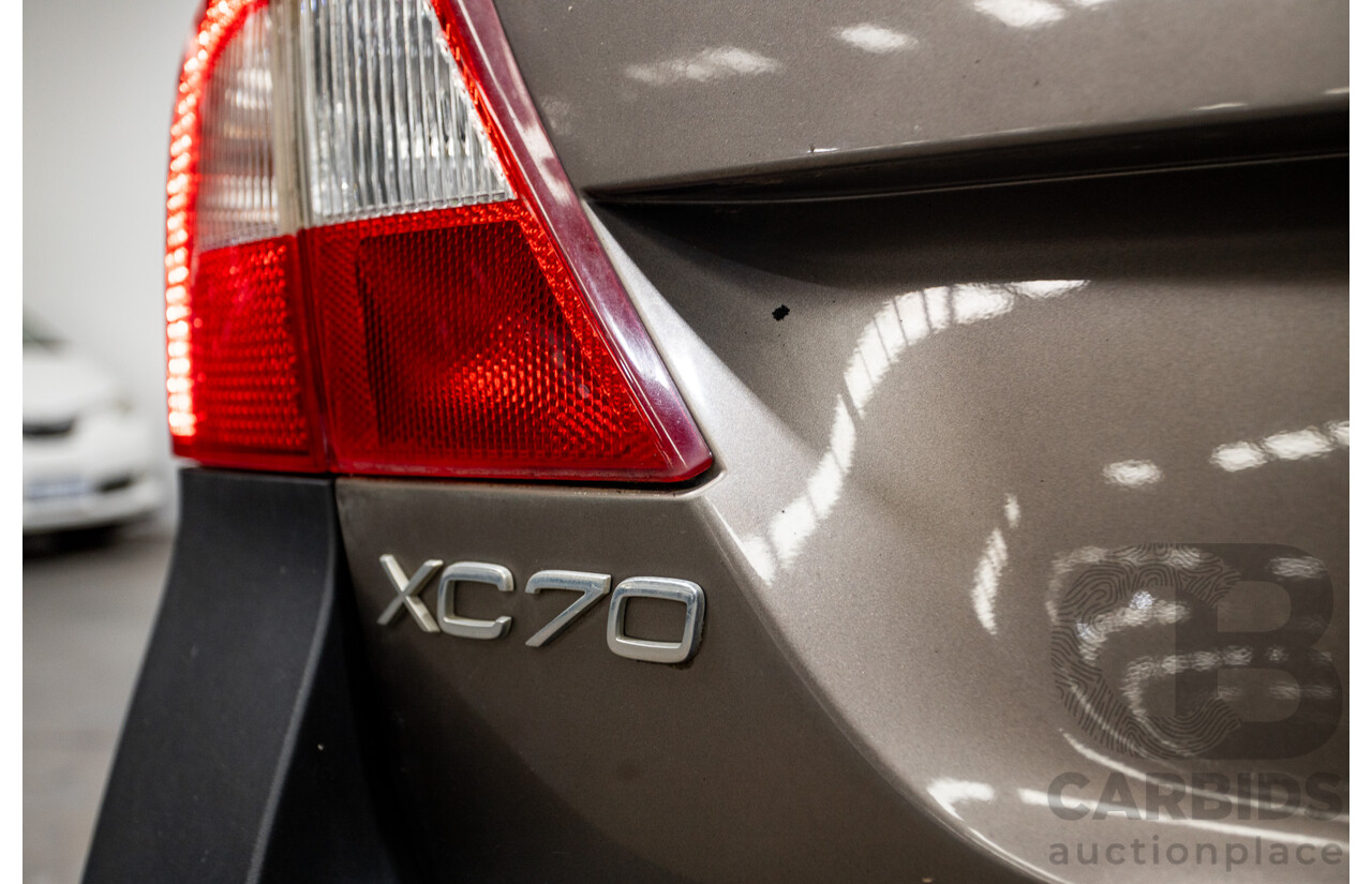 12/2011 Volvo XC70 D5 (AWD) BZ MY11 4d Wagon Oyster Grey Turbo Diesel 2.4L