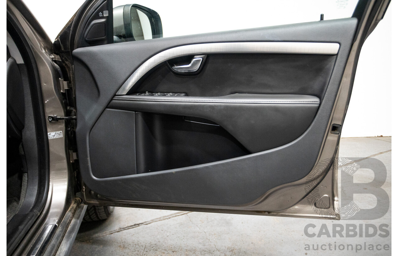 12/2011 Volvo XC70 D5 (AWD) BZ MY11 4d Wagon Oyster Grey Turbo Diesel 2.4L