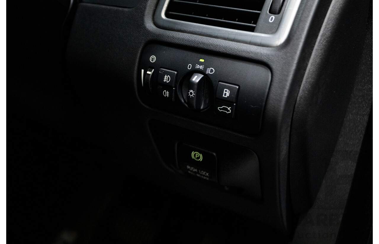 12/2011 Volvo XC70 D5 (AWD) BZ MY11 4d Wagon Oyster Grey Turbo Diesel 2.4L