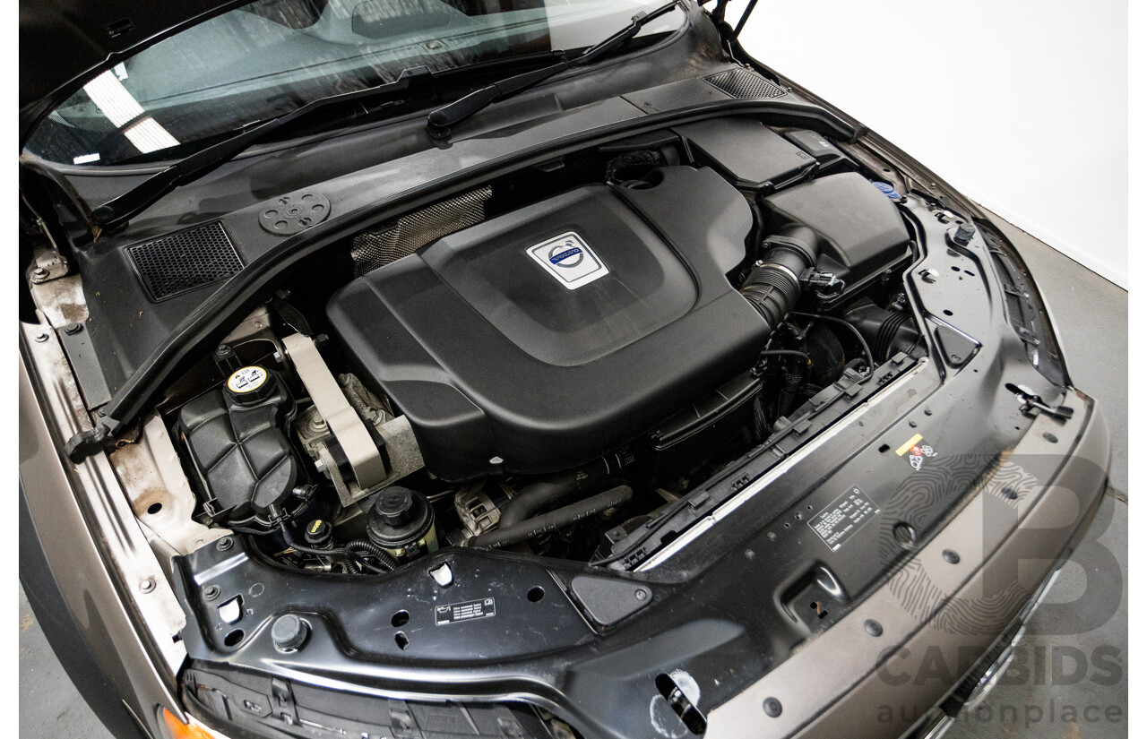 12/2011 Volvo XC70 D5 (AWD) BZ MY11 4d Wagon Oyster Grey Turbo Diesel 2.4L