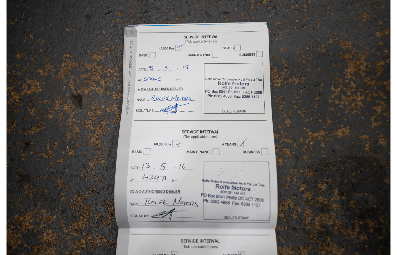 12/2011 Volvo XC70 D5 (AWD) BZ MY11 4d Wagon Oyster Grey Turbo Diesel 2.4L