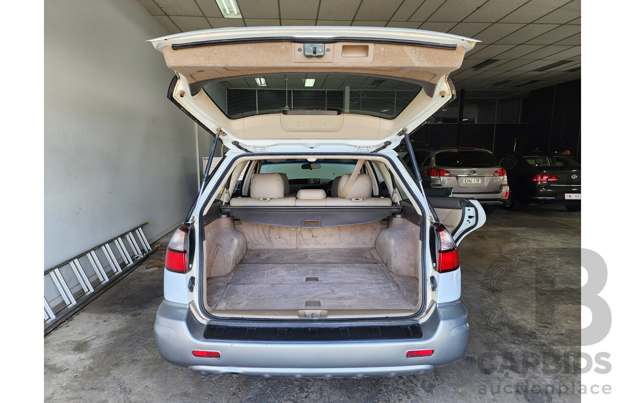 7/2002 Subaru Outback H6 MY02 4d Wagon White / Grey 3.0L