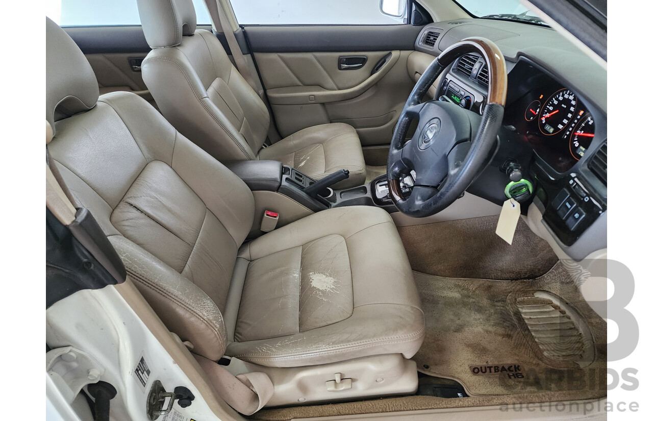 7/2002 Subaru Outback H6 MY02 4d Wagon White / Grey 3.0L