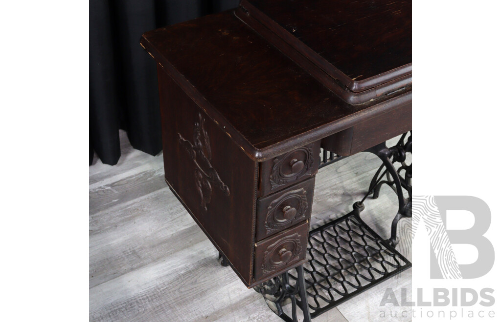 Early Singer Sewing Machine in Oak Case on Treadle Base