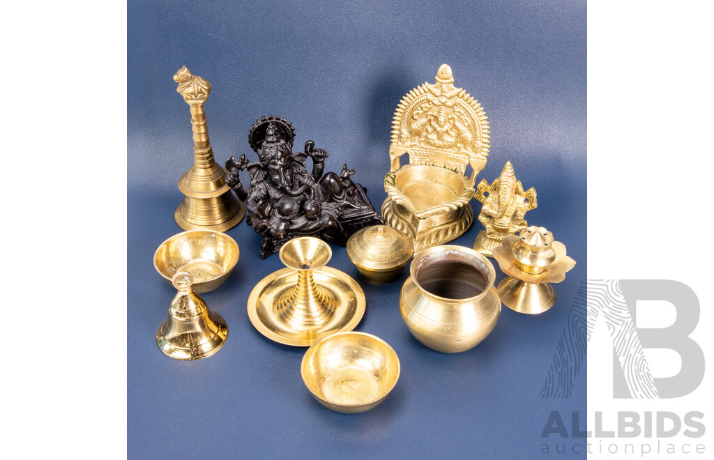 Brass Puja Set Including Ashtalakshmi Vilakku Lamp, Ganesha Statues & Accessories