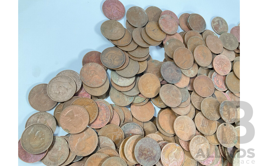 Collection of Australian KGVI/QE2 Pennies Spanning 1939 to 1964 - Approximately 5.9 Kilograms