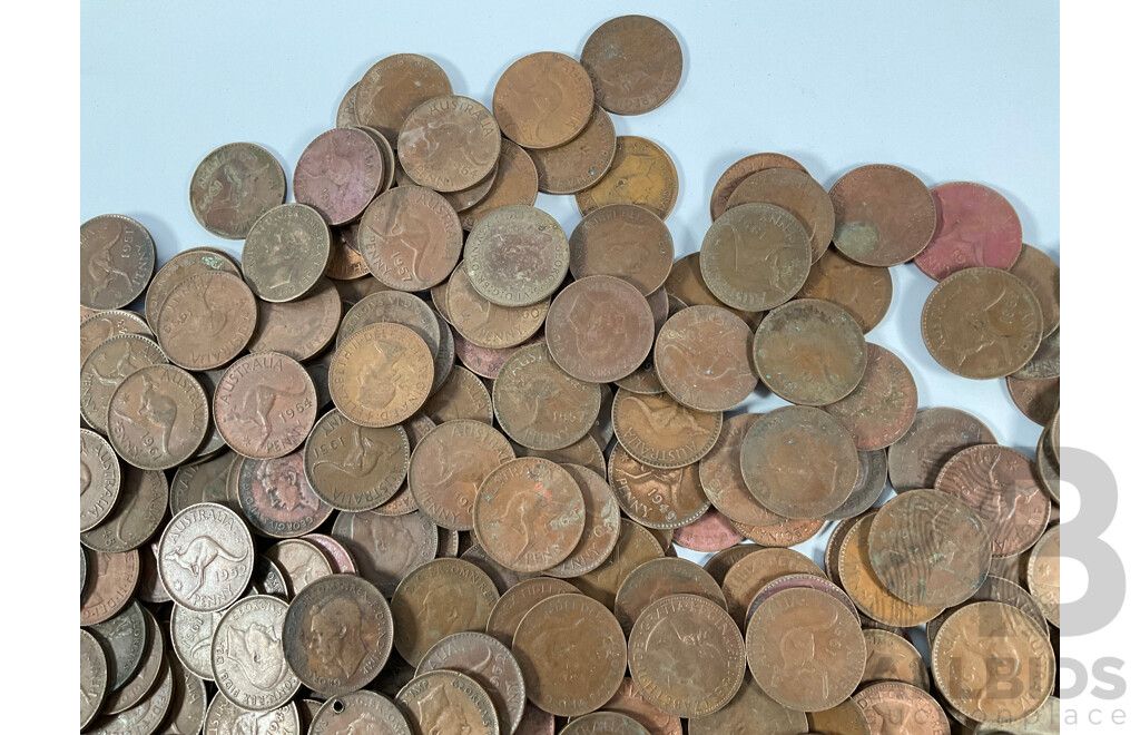 Collection of Australian KGVI/QE2 Pennies Spanning 1939 to 1964 - Approximately 5.9 Kilograms