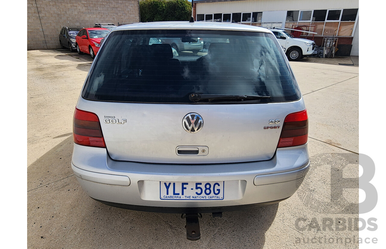 5/2004 Volkswagen Golf 2.0 Sport  5d Hatchback Silver 2.0L