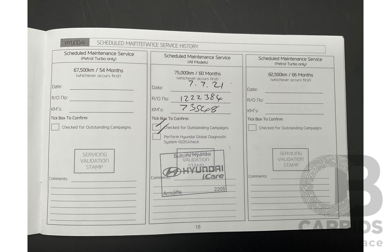 08/2016 Hyundai i30 Premium 1.6 CRDi (FWD) GD3 Series 2 5d Hatchback Platinum Silver Metallic Turbo Diesel 1.6L