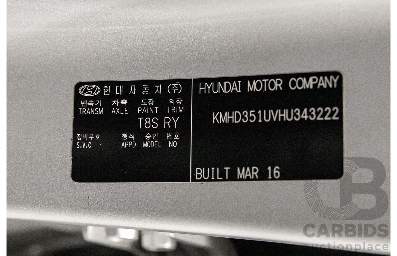 08/2016 Hyundai i30 Premium 1.6 CRDi (FWD) GD3 Series 2 5d Hatchback Platinum Silver Metallic Turbo Diesel 1.6L