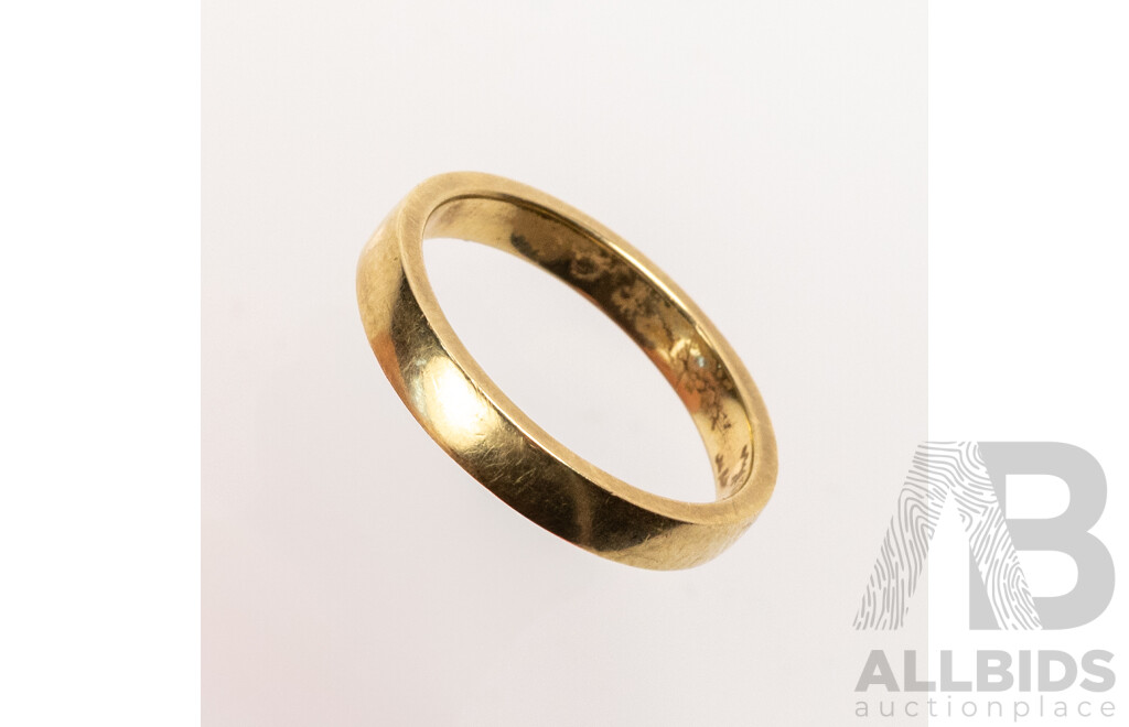 18ct Yellow Gold Flat Profile Wedding Ring, Size P, 4.52 Grams