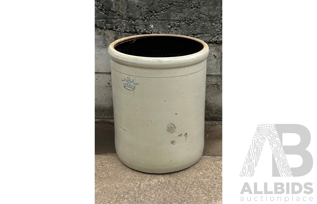 Large Glazed Ceramic Croc by Robinson Ransbottom Pottery