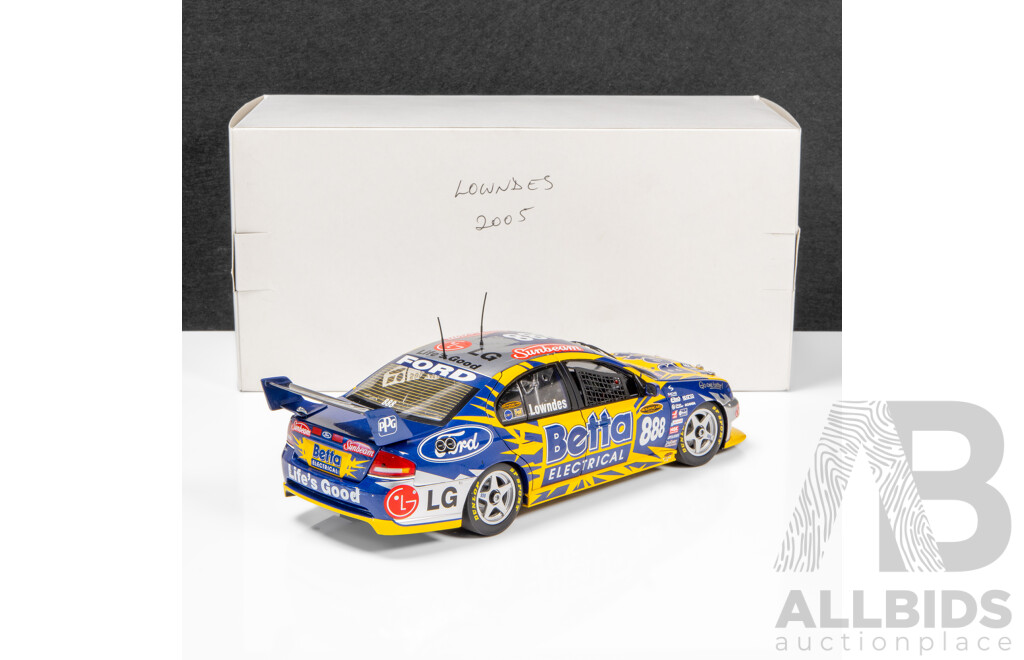 Classic Carlectables 2005 Ford BF Falcon V8 Supercar Craig Lowndes Betta Electrical #888 1:18 Scale Model Car