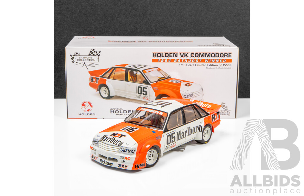 Classic Carlectables 1984 Holden VK Commodore Bathurst Winner Brock / Perkins Marlboro #05 34/15500 1:18 Scale Model Car