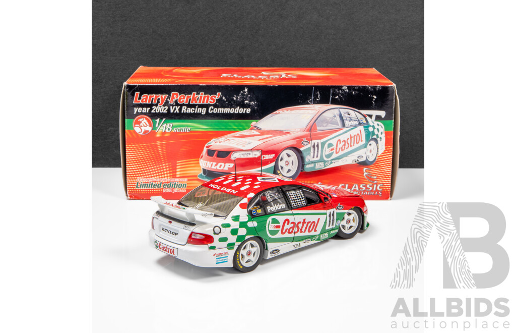 Classic Carlectables 2002 Holden VX Commodore V8 Supercar Larry Perkins Castrol #11 1064/1200 1:18 Scale Model Car