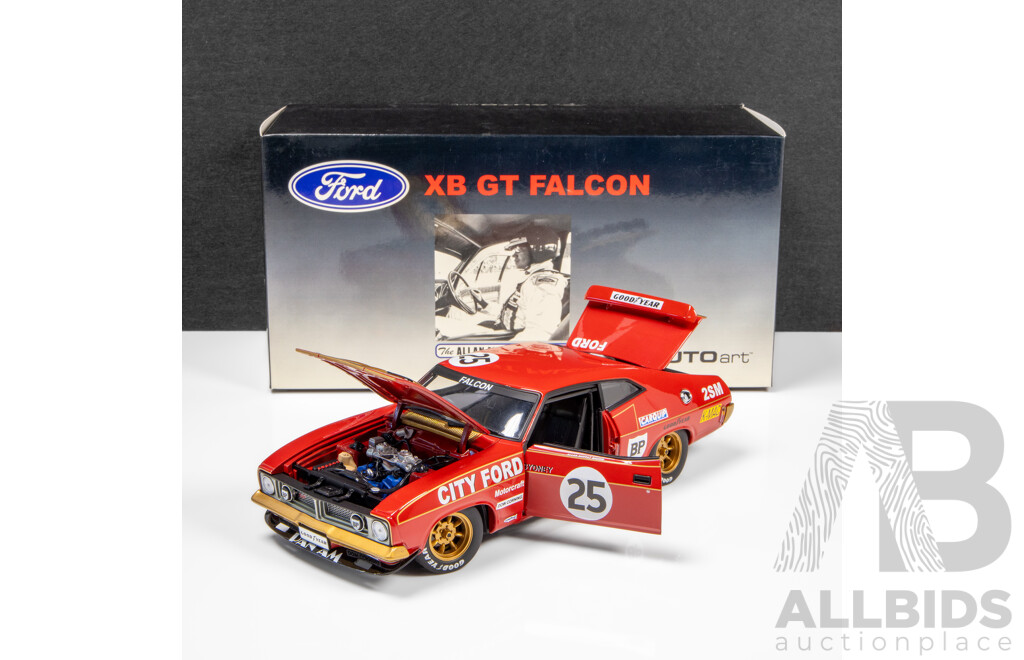 AUTOart 1975 Ford XB GT Falcon Hardtop Bathurst Allan Moffat / Ian Geoghegan City Ford #25 1329/6000 1:18 Scale Model Car - Signed COA