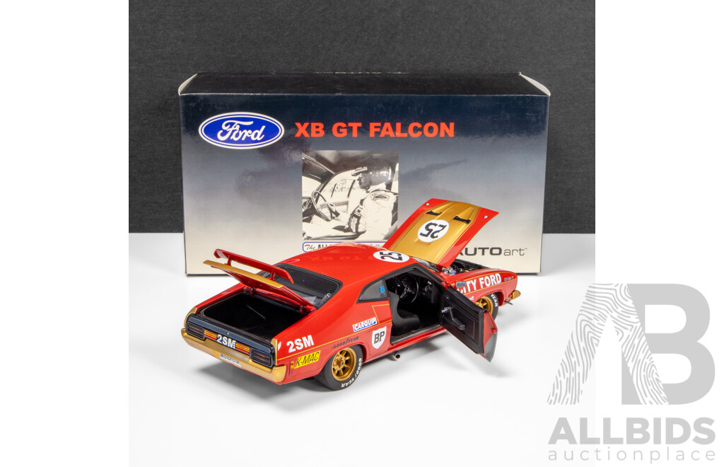 AUTOart 1975 Ford XB GT Falcon Hardtop Bathurst Allan Moffat / Ian Geoghegan City Ford #25 1329/6000 1:18 Scale Model Car - Signed COA