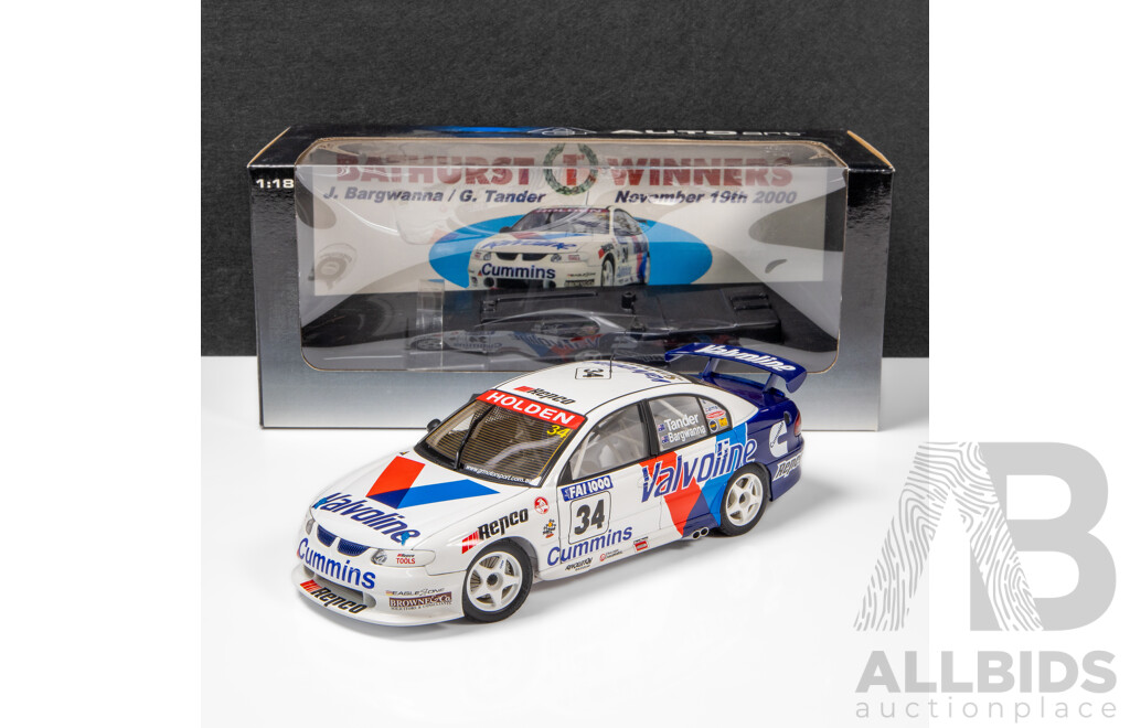 AUTOart 2000 Holden VT Commodore Bathurst Winner Bargwanna/Tander Valvoline Cummins #34 2592/4200 1:18 Scale Model Car