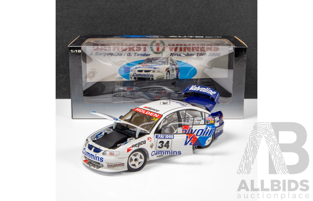 AUTOart 2000 Holden VT Commodore Bathurst Winner Bargwanna/Tander Valvoline Cummins #34 2592/4200 1:18 Scale Model Car