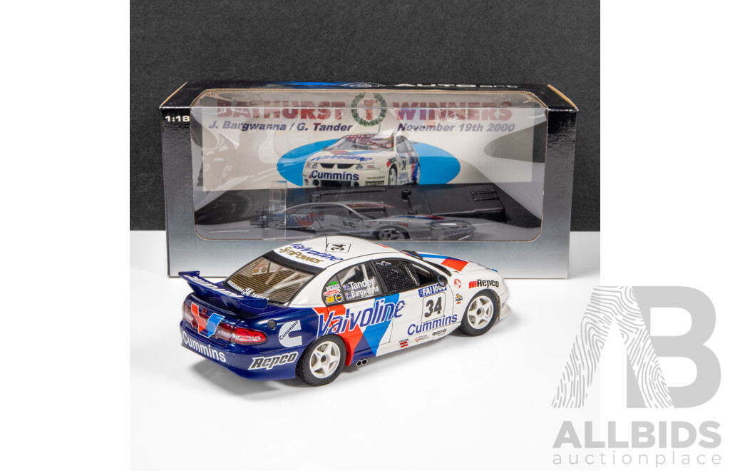 AUTOart 2000 Holden VT Commodore Bathurst Winner Bargwanna/Tander Valvoline Cummins #34 2592/4200 1:18 Scale Model Car