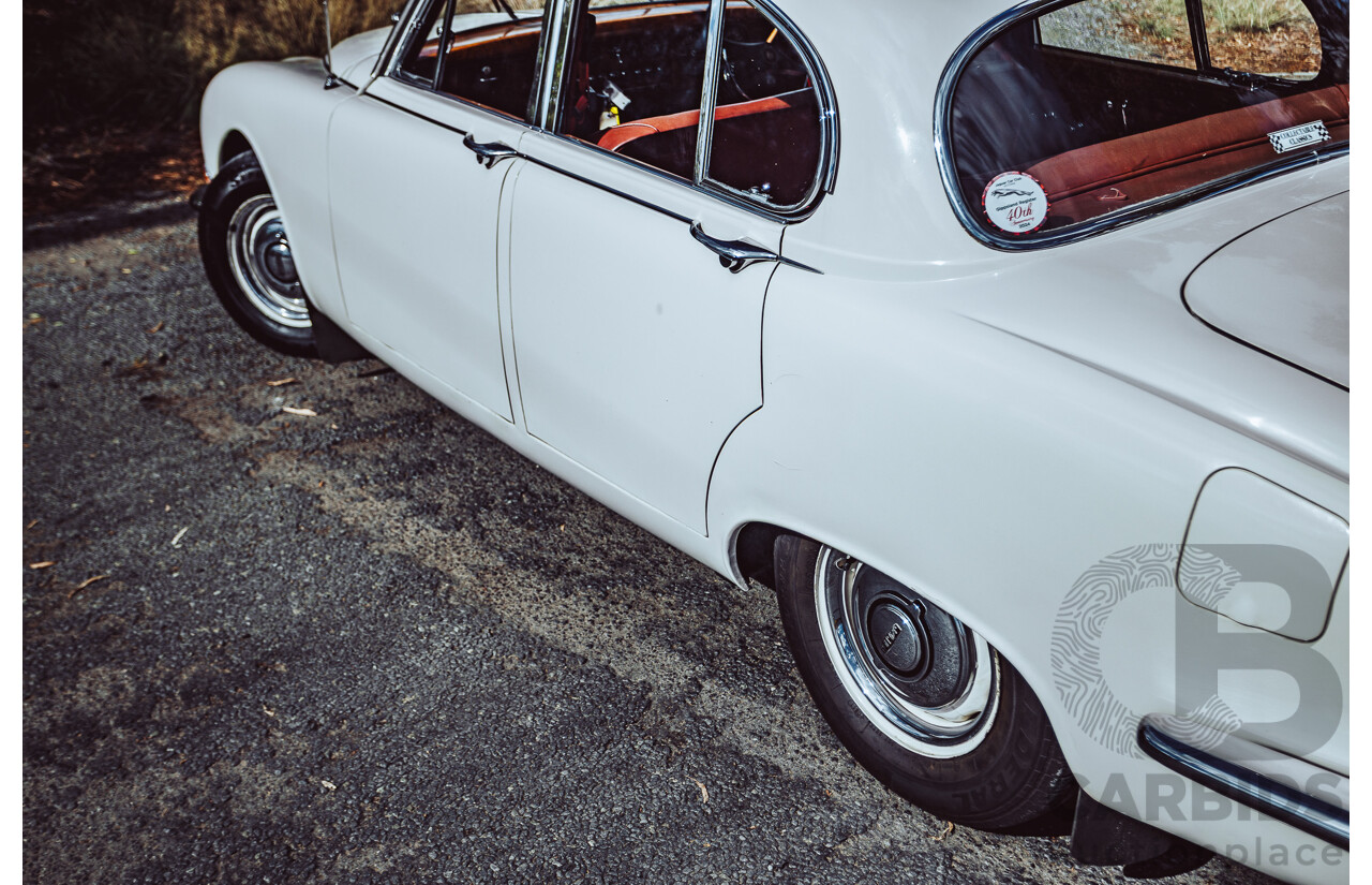 1/1964 Jaguar S-Type 3.4 4d Sedan White 4.2L Converted
