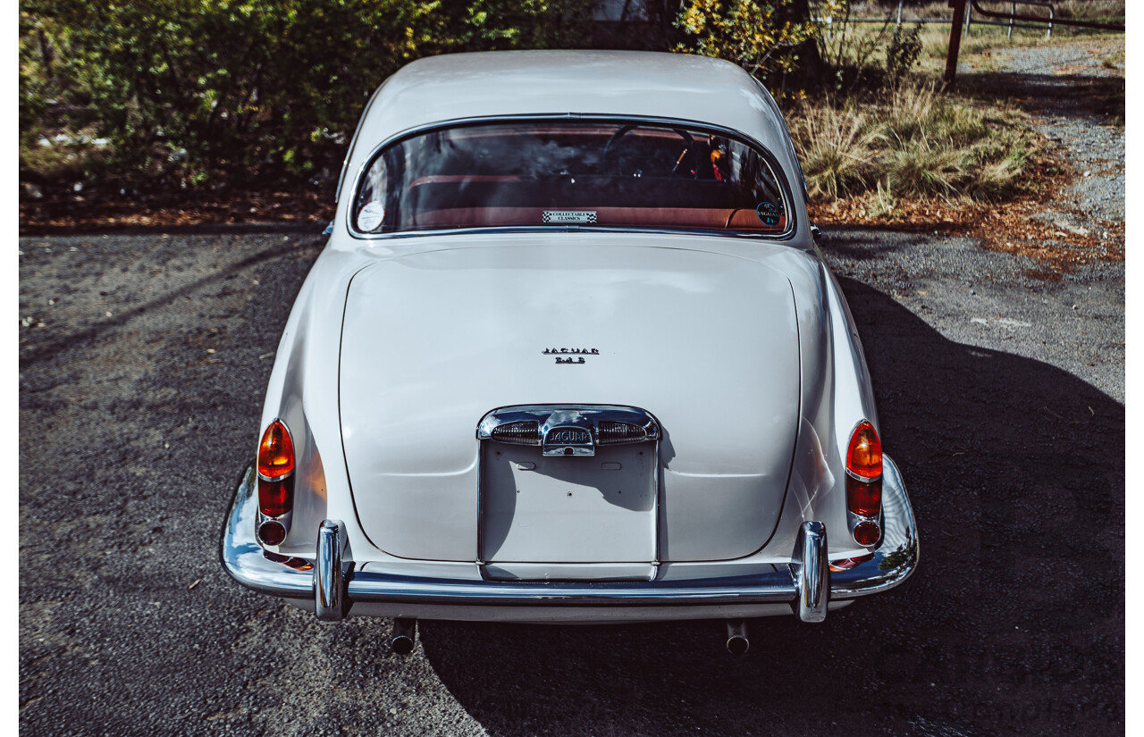 1/1964 Jaguar S-Type 3.4 4d Sedan White 4.2L Converted