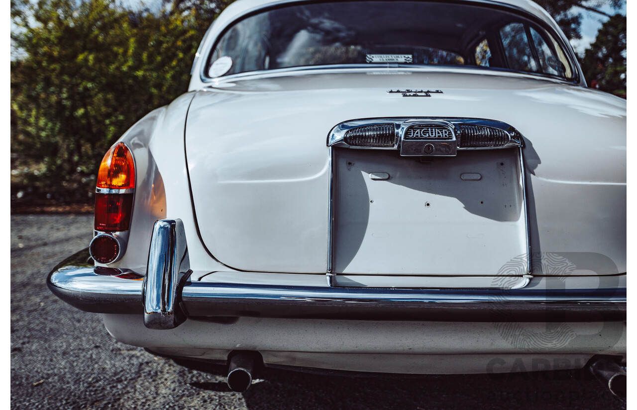 1/1964 Jaguar S-Type 3.4 4d Sedan White 4.2L Converted