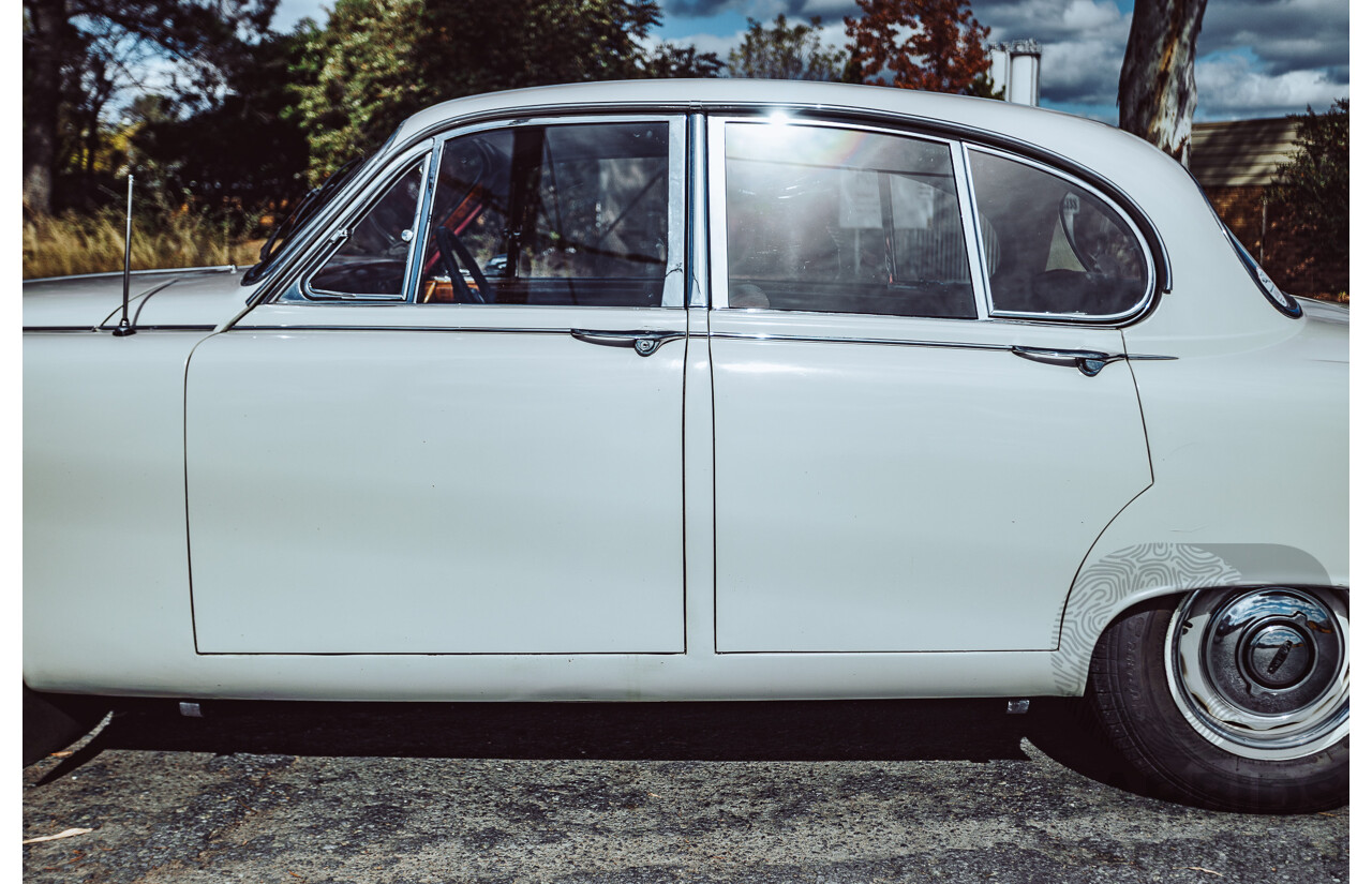 1/1964 Jaguar S-Type 3.4 4d Sedan White 4.2L Converted